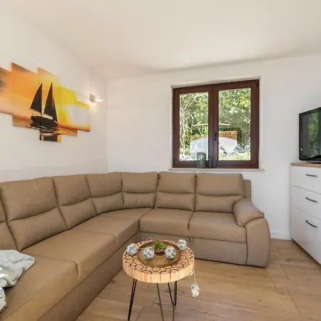In Ravni/istrien 35554 Apartman Ravni